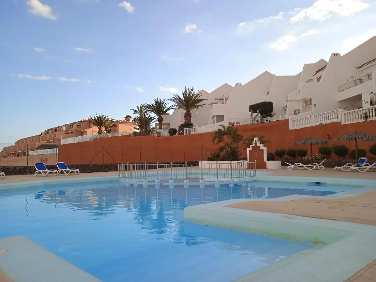 شقة White Sand, Huge Terrace, Fast Wi-Fi, Netflix